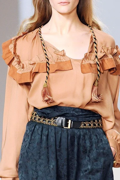 Look 69